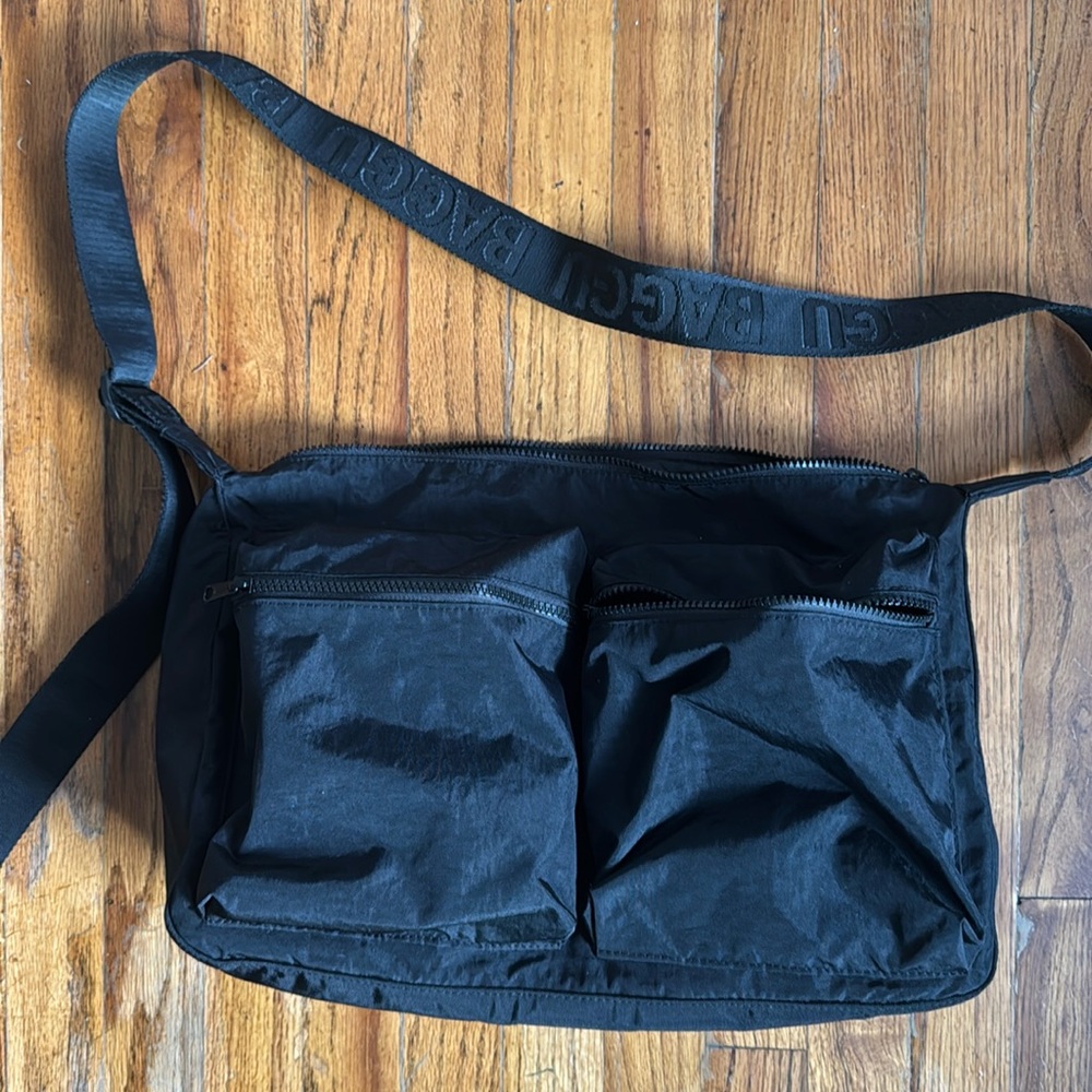 Baggu Black Large Cargo Crossbody